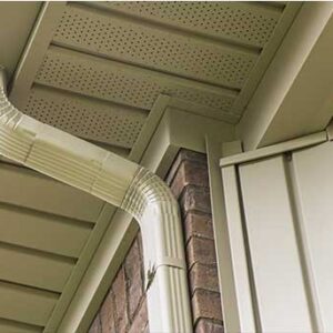 angle de maison avec gouttière